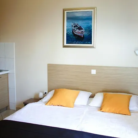 Apartman Lozica *