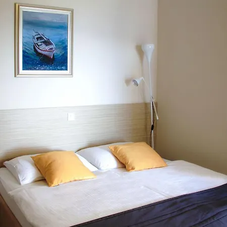 Apartman Lozica *