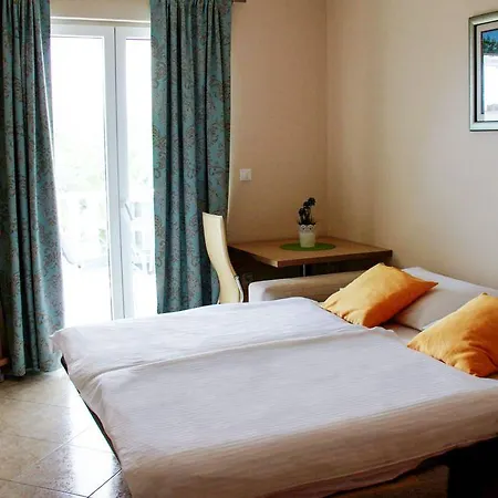 Apartman Lozica *