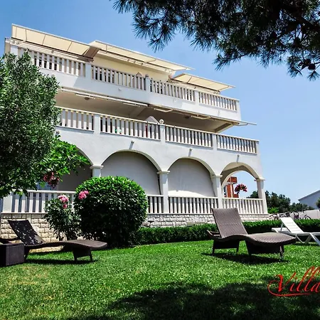 Lozica * Rogoznica (Sibenik-Knin)